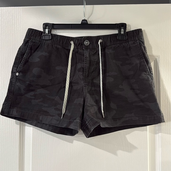Vuori Ripstop Short Black Camo Size Large - Picture 1 of 6